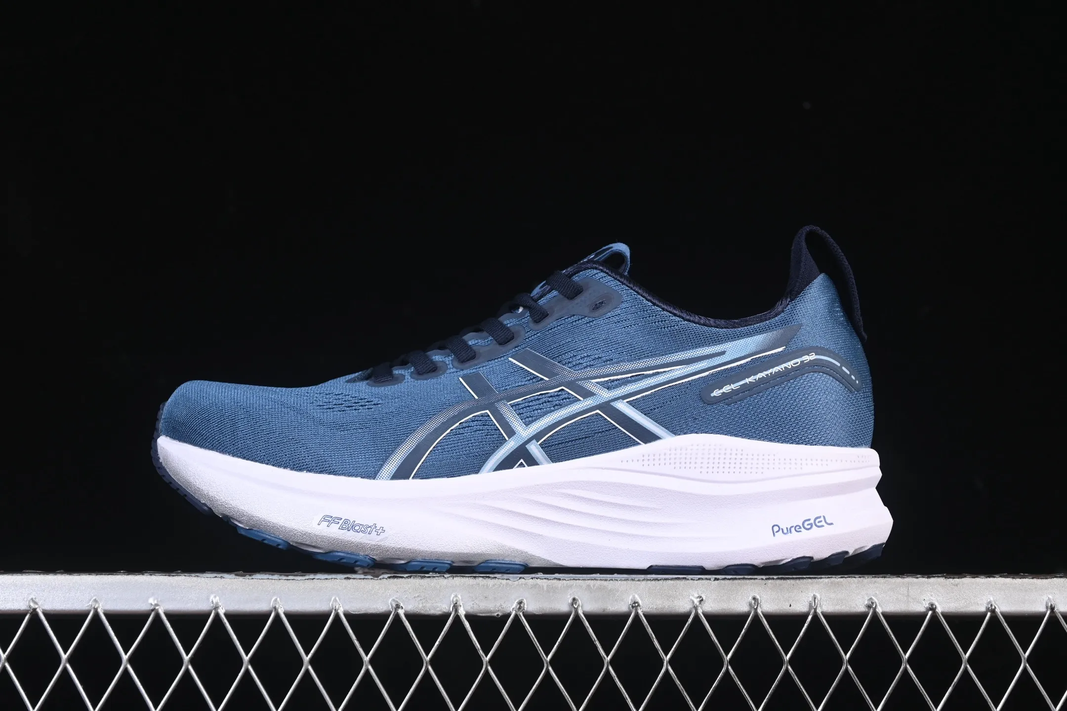 All Categories Asics Asics Series Asics Gel-Kayano 32 1011C054-401